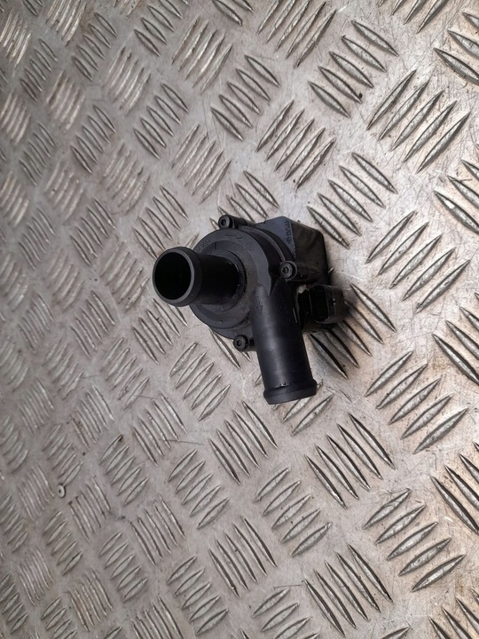 фото №5, Audi a7 s7 4g 2012 з спереду насос циркуляції / циркуляції води