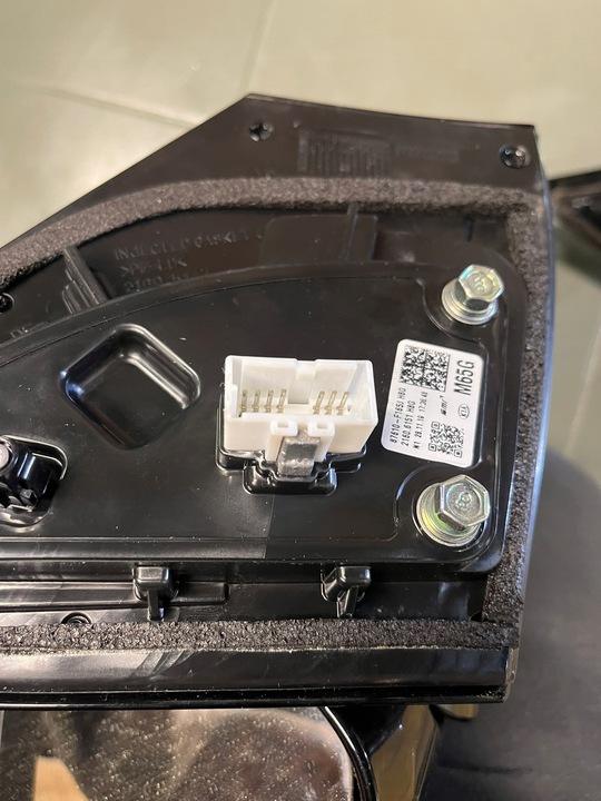 фото №8, Зеркало внешние левая h8 14 pin kia sportage gt-line iv 4 87610-f1650