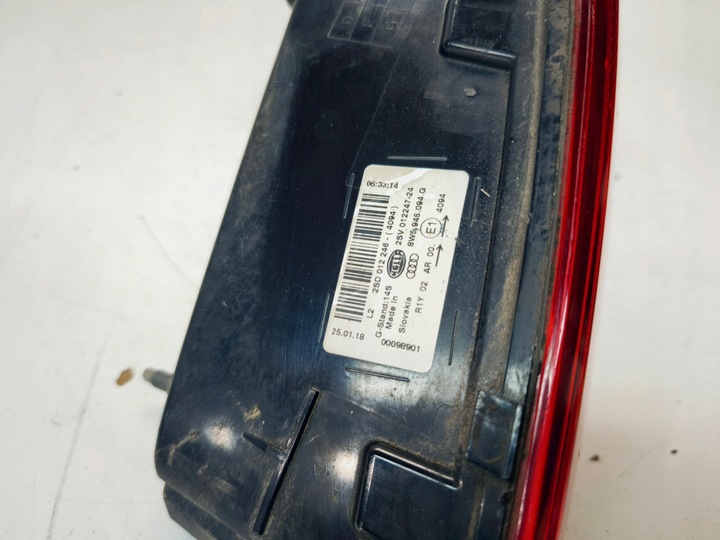 фото №9, Лампа правый зад w крышка багажника led audi a4 b9 sedan 8w5945094g