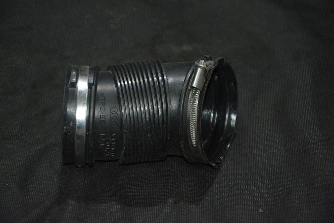 фото №1, Труба впуск a8 d4 w12 6.3fsi 4h0129615a