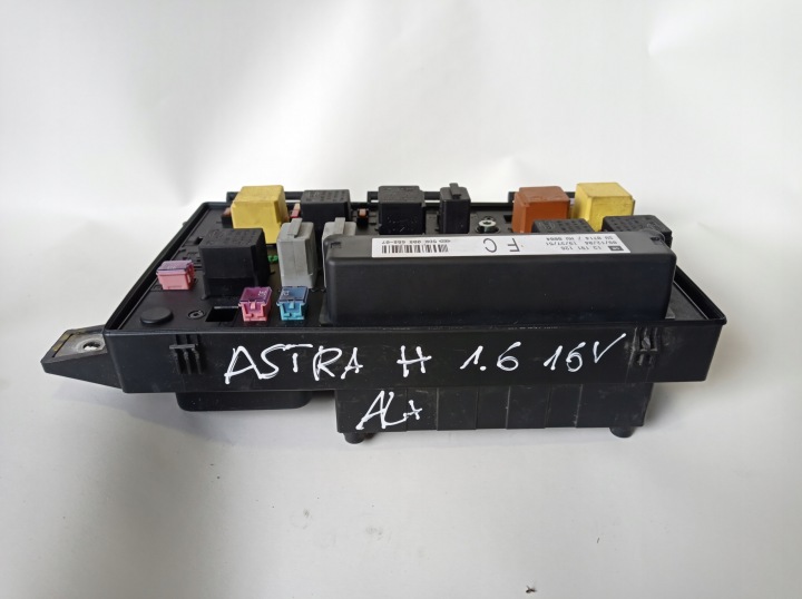 фото №5, Коробка запобіжників модуль bsi opel astra h 1.6 16v 13191126