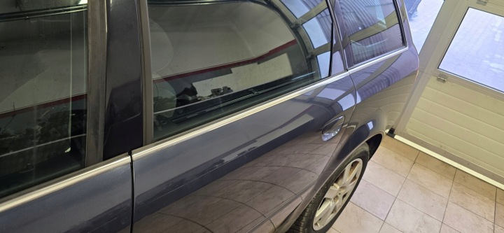 фото №16, Уплотнитель стекла молдинг дверь хром audi a6 c5 fl рестайлинг eu 1997-2004