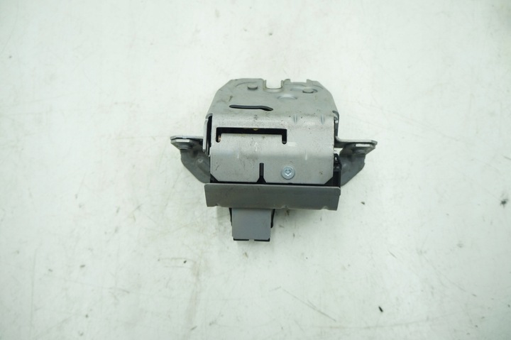 фото №1, Volvo v70 iii замок крышки задней зад 31333541
