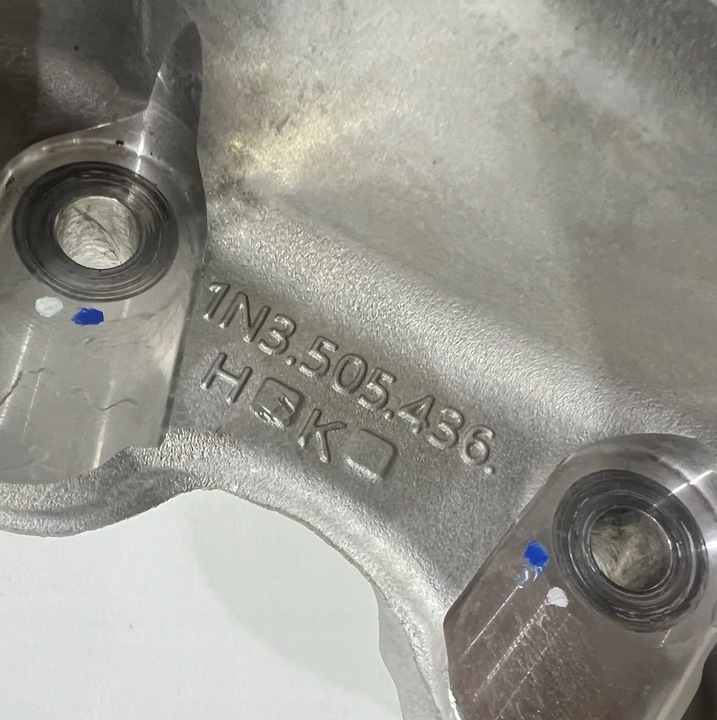 фото №12, Поворотна опора задня права volkswagen id buzz