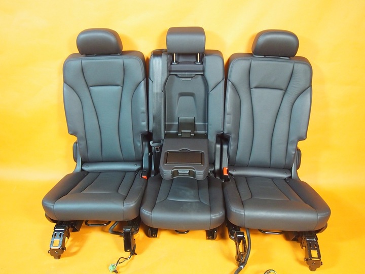 фото №8, Audi q7 4m сиденья диван 7 os. нагрев зад bose