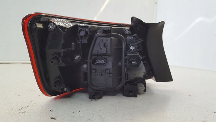 фото №7, Лампа зад задняя правая audi a8 8v