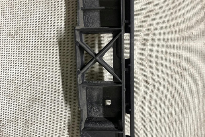 фото №8, Лівий ковзун заднього бампера audi 4k5807458 2.0l дизель 2018