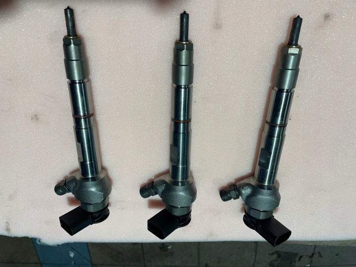 фото №15, Vw audi 2.0 tdi форсунки форсунки 0445110960 05l130277m