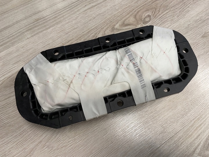 фото №1, Land rover defender l633 2020 подушка безопасности пассажира eu