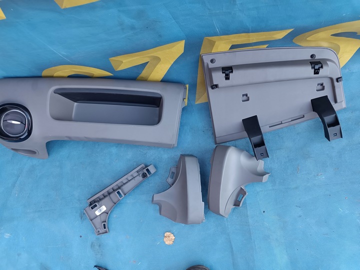 фото №4, Vivaro trafic iii бардачок решётка воздуховод