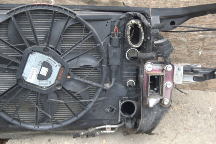 фото №13, Передняя панель радиатор mercedes cls w219 3.0 cdi d1257