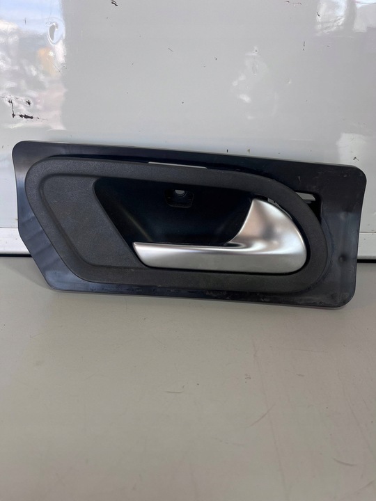 фото №1, Vw scirocco eos 1q1 ручка внутренняя правая передняя 1q1837114
