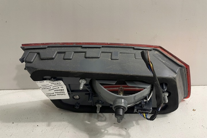 фото №8, Правая лампа крышки багажника bmw 5 g30 7376474 2.0l дизель 140kw 2018