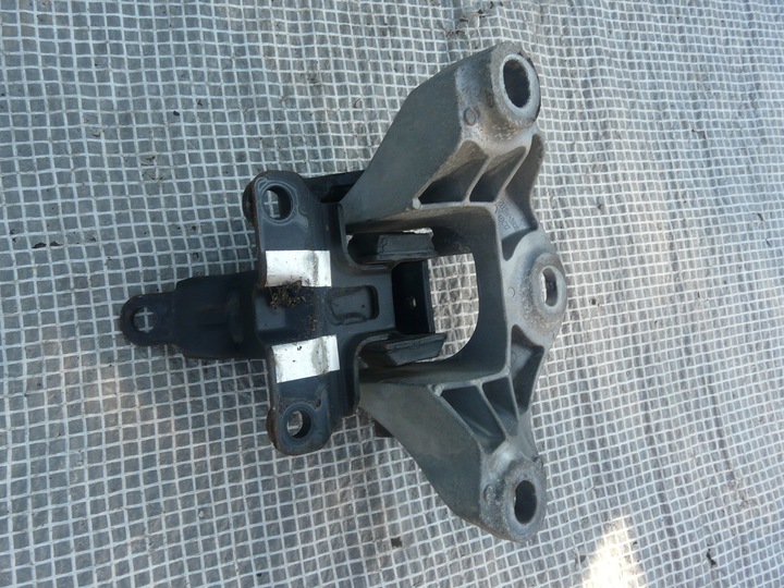 фото №4, Лапи подушка коробки коробки передач mazda cx3 1.5 d