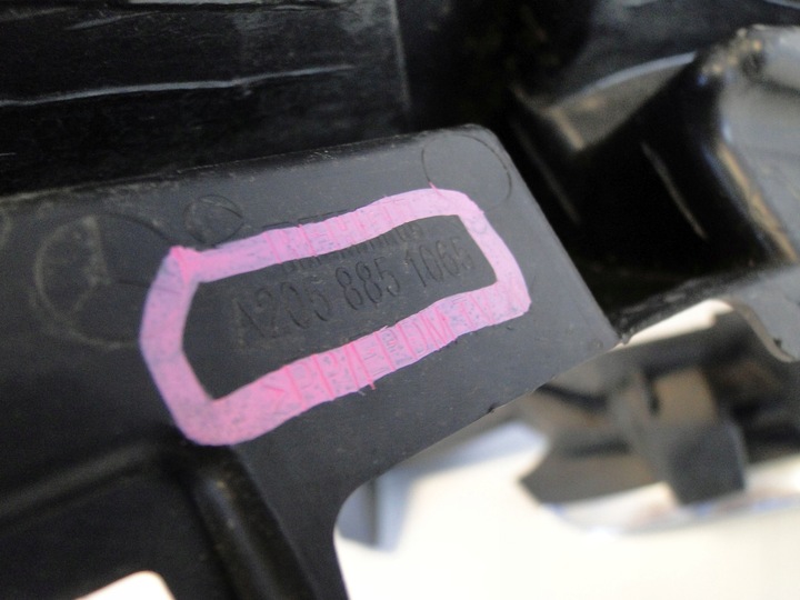 фото №12, Mercedes c класс 205 w205 avantgarde планка нижняя хром w бампер переднее