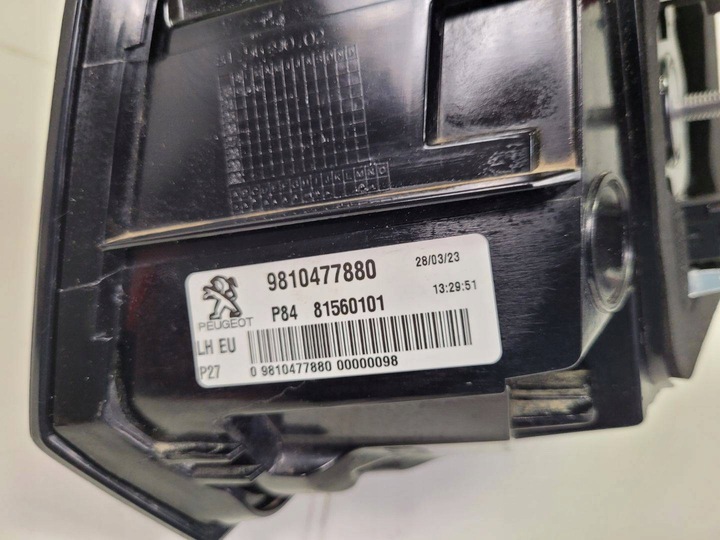 фото №9, Лампа задня w кришка багажника ліва сторона peugeot 3008 2 2021 9810477880