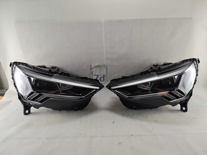 фото №1, Audi q3 83a полный led левый правый фара лампа комплектные