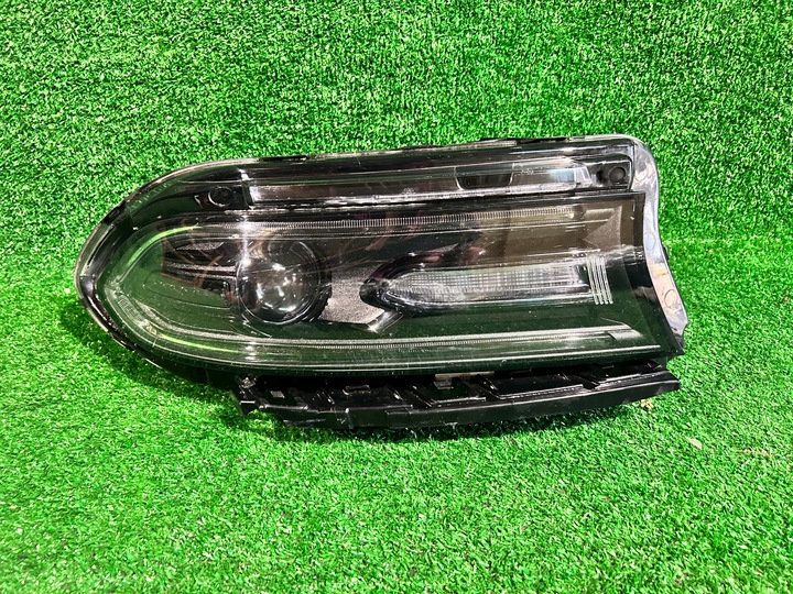 фото №1, Фара правые dodge charger ксенон 15-