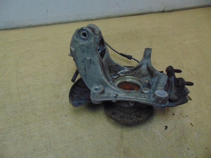фото №8, Поворотна опора ступиця права перед vw passat b7 2.0 tdi 4x4 4motion