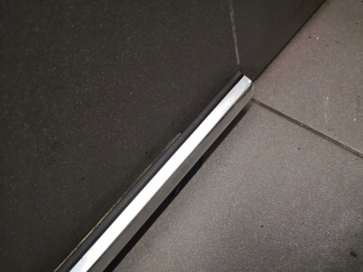 фото №5, Планка накладка левый перед a8 d3 4e0853283c