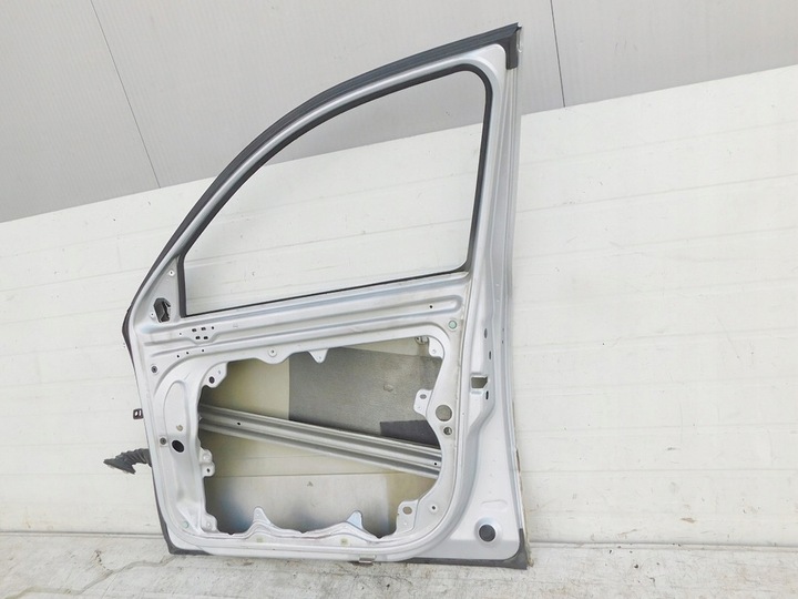 фото №10, Skoda octavia ii 2005r дверь правый перед la7w