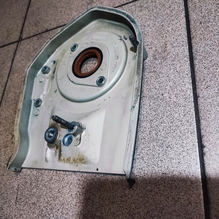 фото №3, Захист корпус розподільний вал ліва audi a8 d2 3.7 4.2 v8