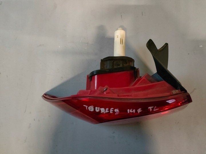 фото №6, Vw touareg лампа w кришка багажника права 7p6945308