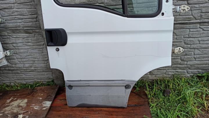 фото №6, Двері праві перед iveco daily 99-14