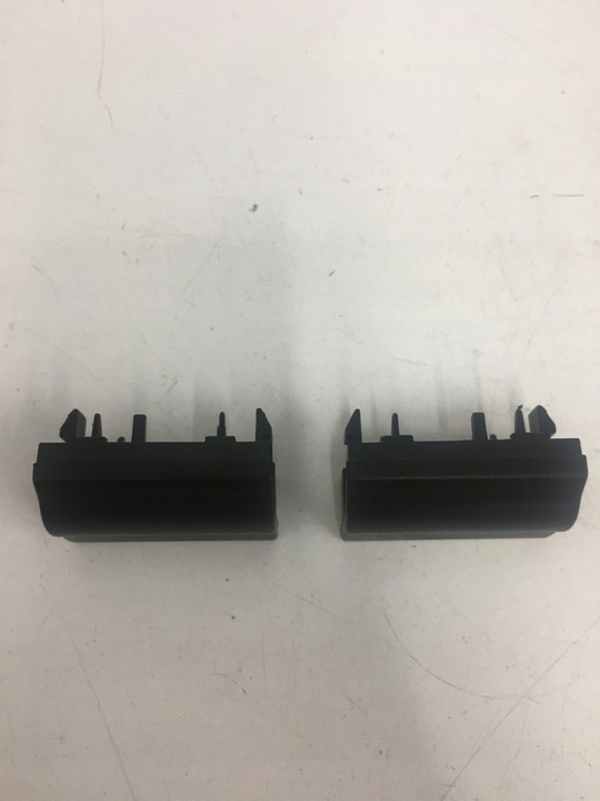 фото №10, Skoda octavia i заглушка консоли панели 1u0858179d