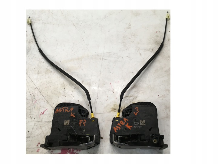 фото №1, Замок двері праві лівий перед astra k v 13597536 eu