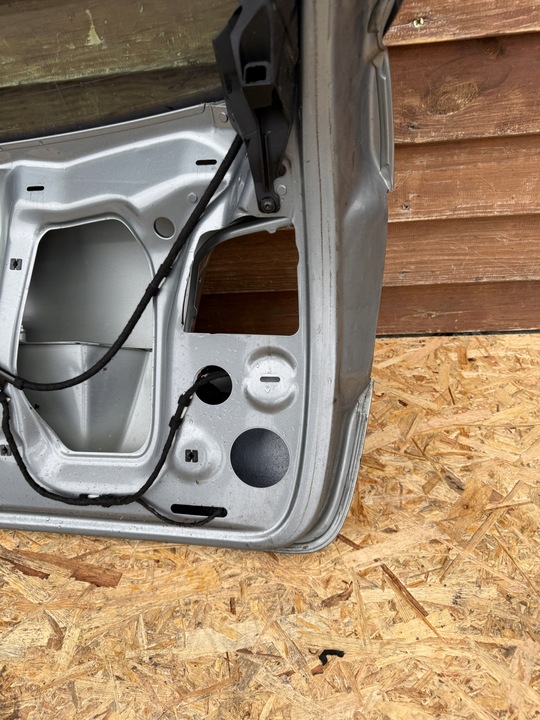 фото №15, Audi a6 c6 універсал avant кришка зад кришка багажника ly7g