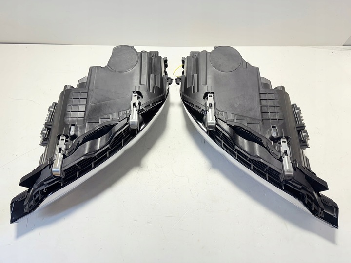 фото №8, Volvo xc60 2 ii лампа лампы передние полный led 32133549 32133548