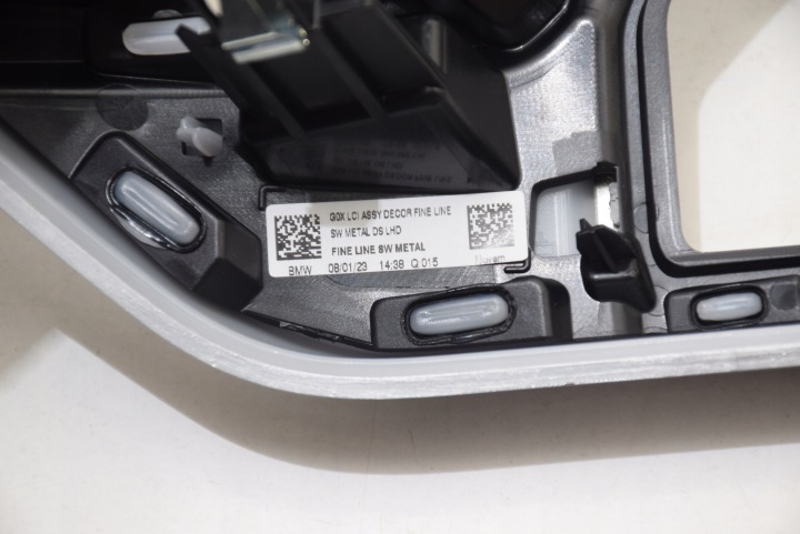фото №9, Bmw x6 g06 lci рестайлінг ліва молдинг декоративна dekor панелі розподільчої fineline