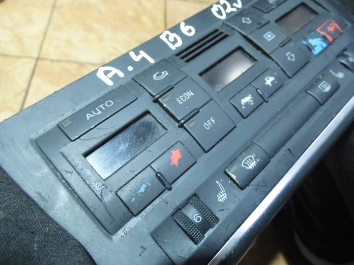фото №9, Audi a4 b6 2.5tdi 02' sed панель повітропровід кондиціонера 8e0820043j