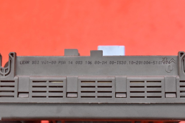 фото №12, Блок запобіжників bsi 1400310680 peugeot 807 1 i 2.0 16v 136 km 02-07
