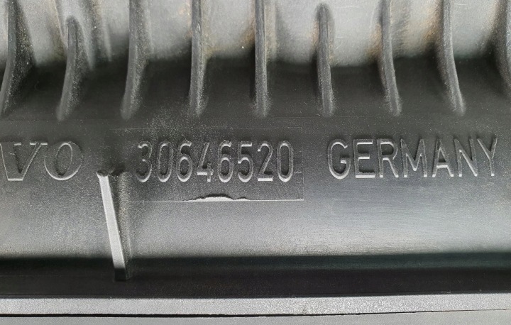 фото №8, Колектор впускний  volvo c70 ii 2.5 t 30646520 30650184
