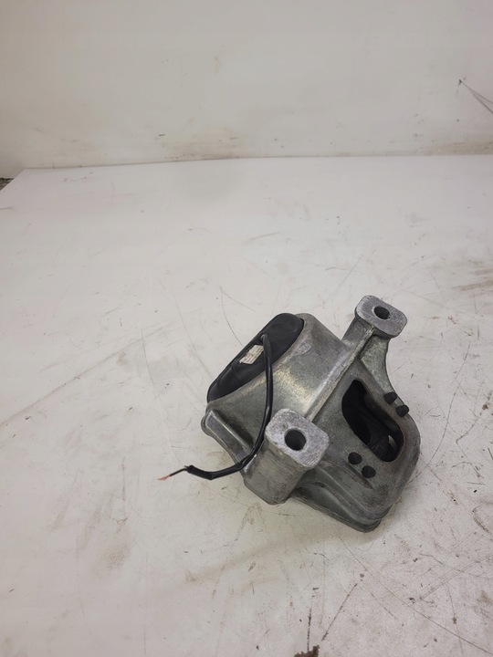 фото №6, Подушка двигуна l p audi a4 s4 s5 q5 8r0199381ae