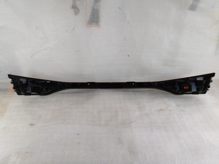 фото №10, Audi q4 e-tron etron 89a945095b фара задня w кришка багажника накладка oem номер oem