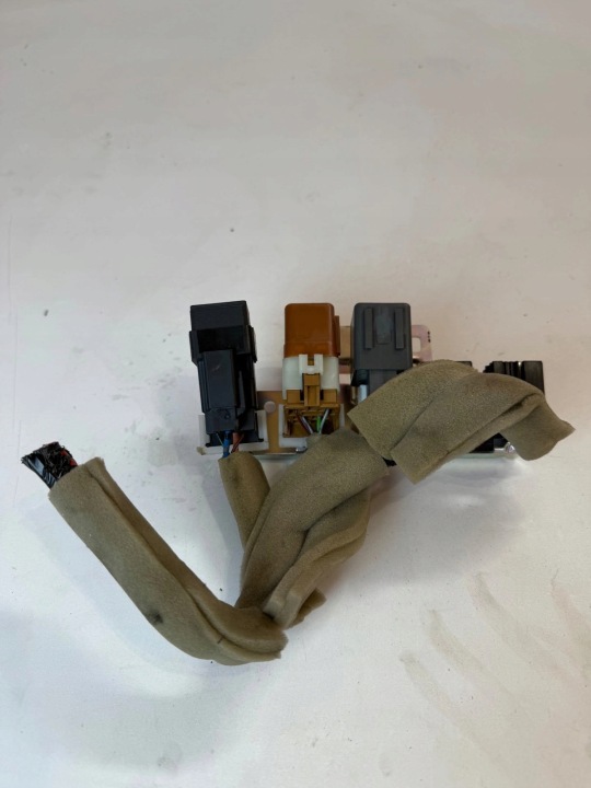 фото №10, Коробка предохранителей nissan qashqai ii j11 1.2 tce