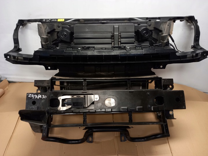 фото №1, Pas переднее балка комплект радиатор land rover discovery v l462 3.0d 2020-