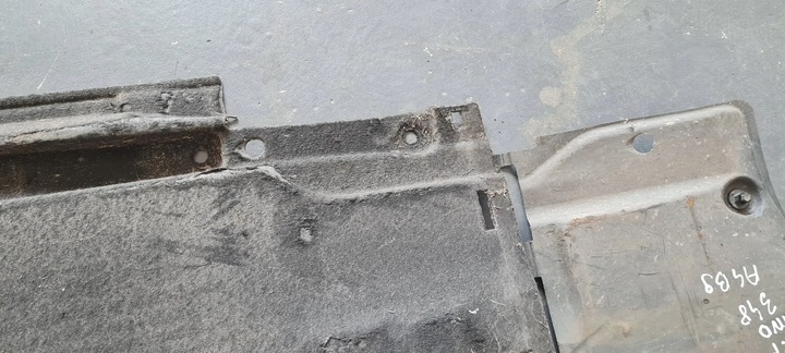 фото №14, A4 b9 8w захист шасі права праві перед 8w0825208a a5 8w