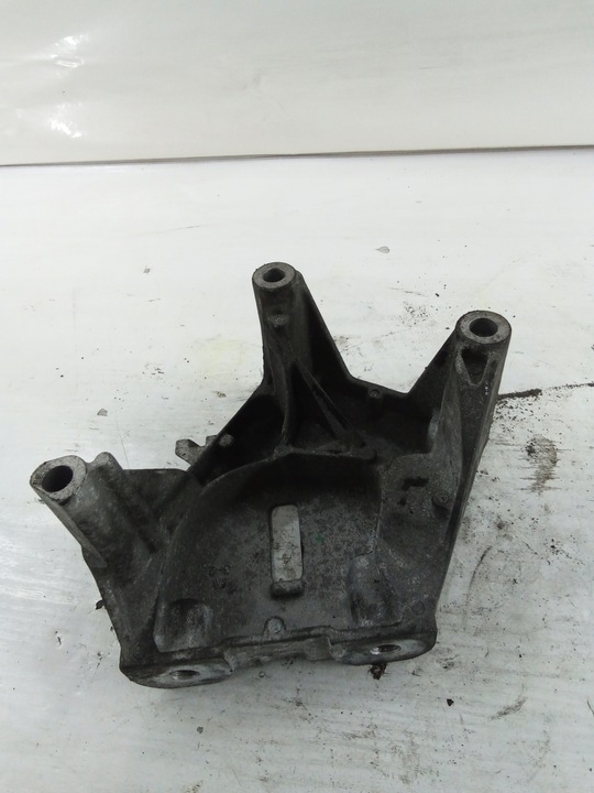 фото №3, I738 лапи двигателя opel corsa d 1.2 13248790