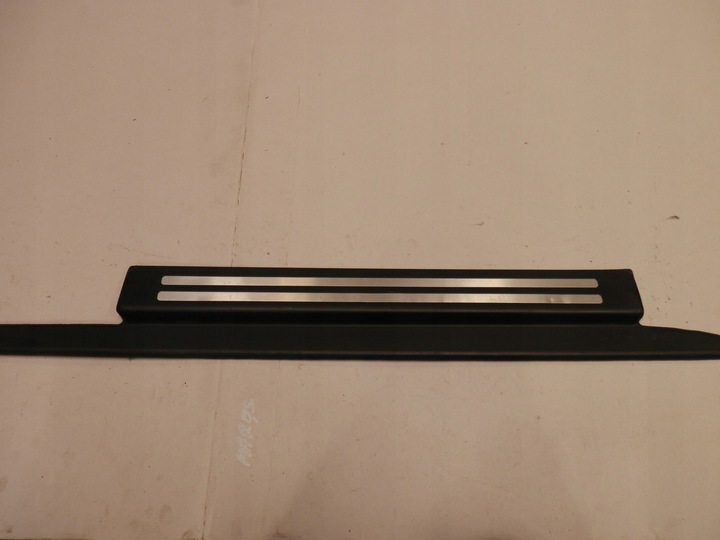 фото №1, Audi a4 b6 cabrio планка пороговая внутренняя