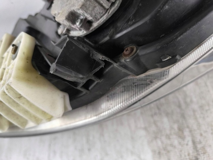 фото №13, Nissan leaf i ze0 2010-2017 лампа права повний led - європа