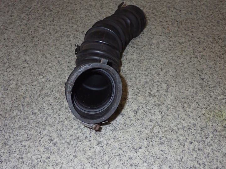 фото №6, Toyota avensis t25 2.0 d4d 03-05 труба воздуха