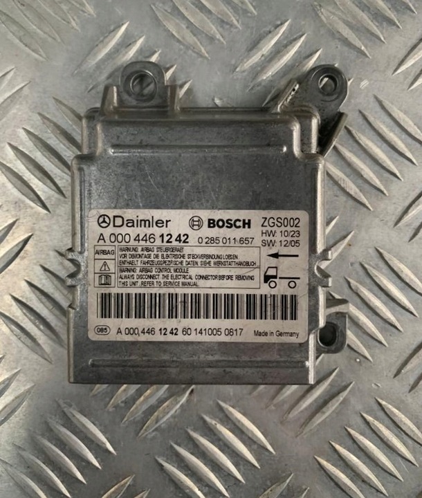 фото №1, Mercedes actros mp4 датчик подушка безопасности srs a0004461242