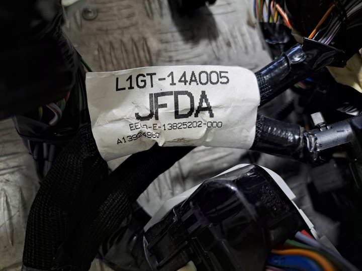 фото №8, Ford s-max mk2 2.0 ecoblue механічна коробка передач 2019 r установка кабіни підлоги