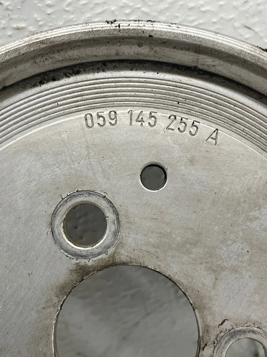 фото №5, Audi a4 s4 b7 8e 8h 2007 колесо ременное насоса усилителя