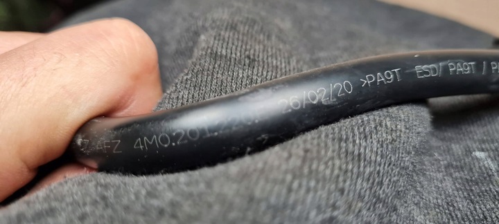 фото №7, Sq8 4m rsq8 q8 шланг трубка топлива 4.0 tfsi 4m0201220e sq7 4m q7