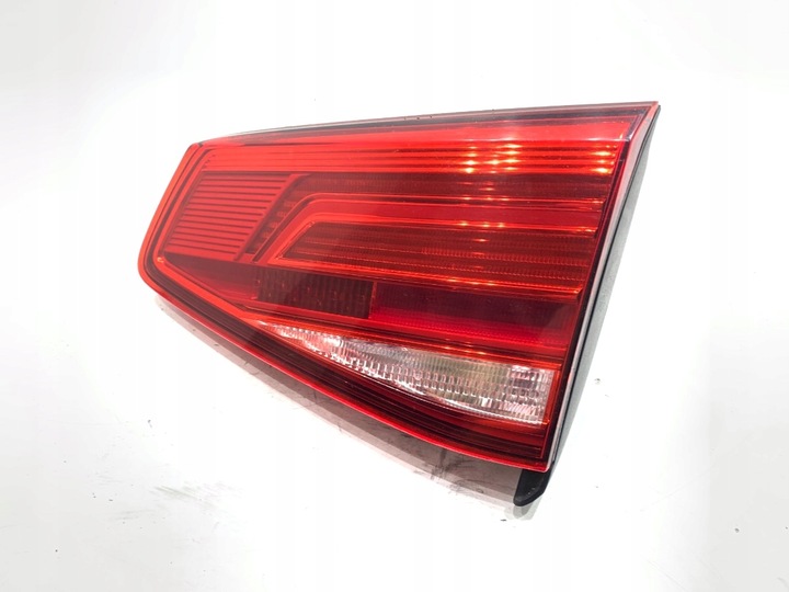 фото №1, Лампа правый зад vw passat b8 универсал свет задняя, правая